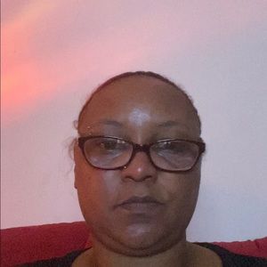 Meet your Posher, Kendra